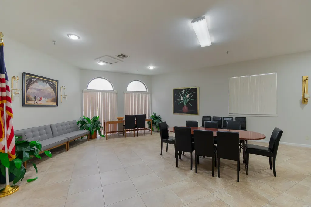 3661 Via Poinciana Lake Worth FL 33467