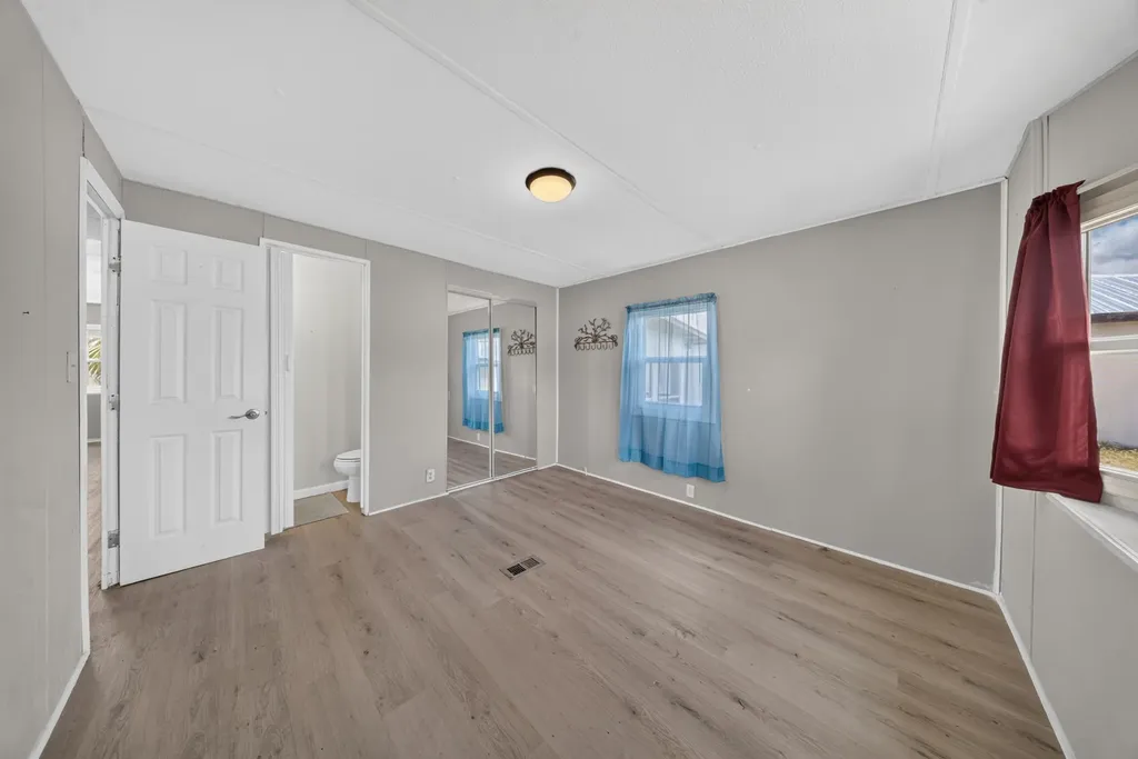 48 Florida Way Port St Lucie FL 34952