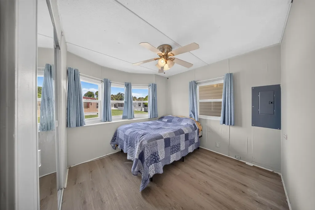 48 Florida Way Port St Lucie FL 34952