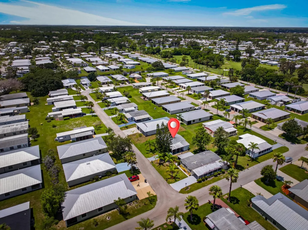 48 Florida Way Port St Lucie FL 34952