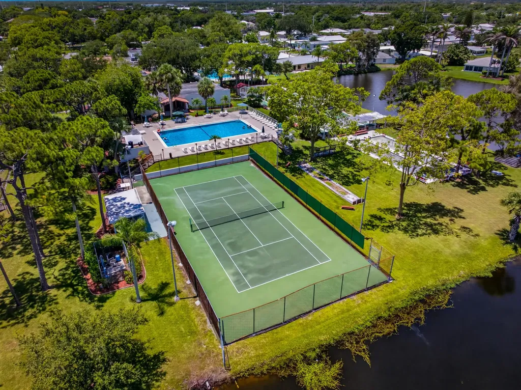 48 Florida Way Port St Lucie FL 34952