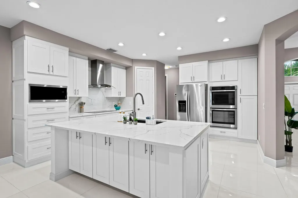 9919 Royal Cardigan Way West Palm Beach FL 33411