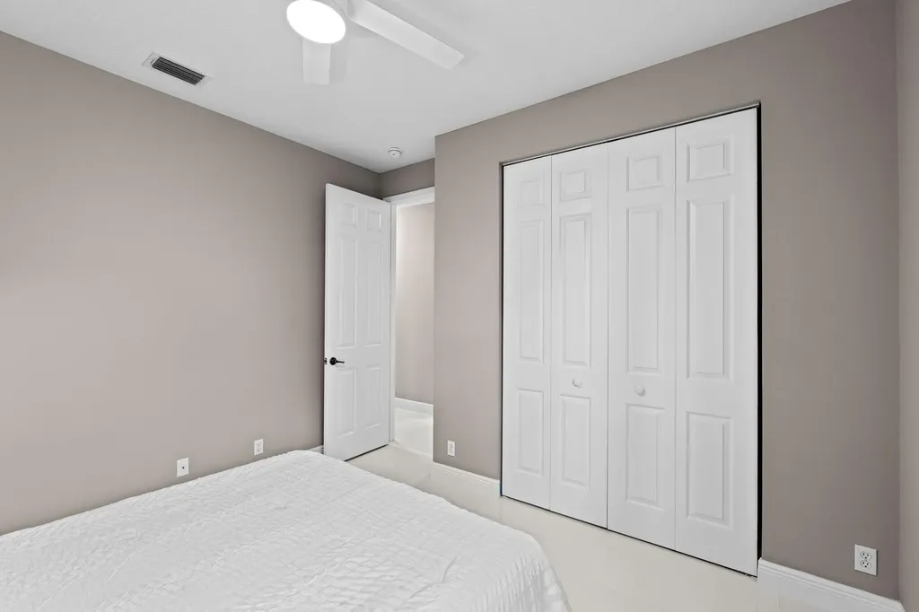 9919 Royal Cardigan Way West Palm Beach FL 33411