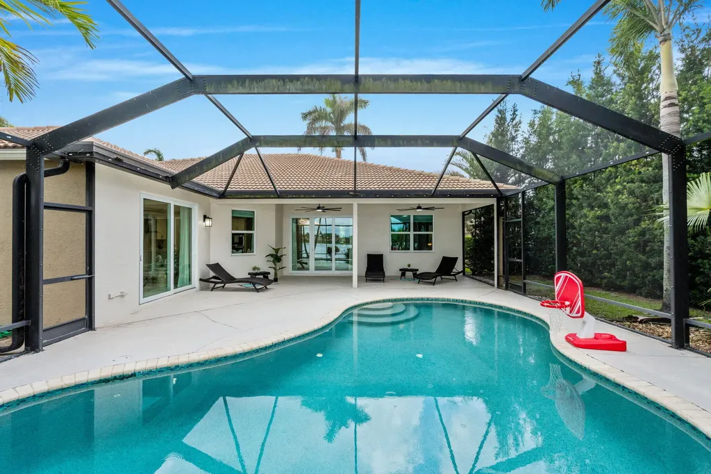 9919 Royal Cardigan Way West Palm Beach FL 33411