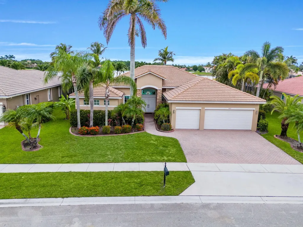 9919 Royal Cardigan Way West Palm Beach FL 33411