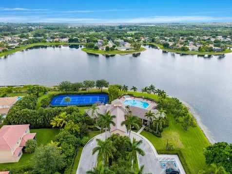 9919 Royal Cardigan Way West Palm Beach FL 33411