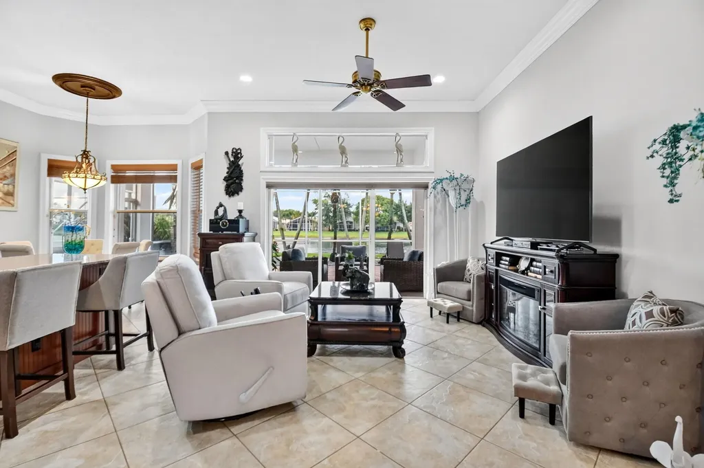 9871 Agnello Street Lake Worth FL 33467