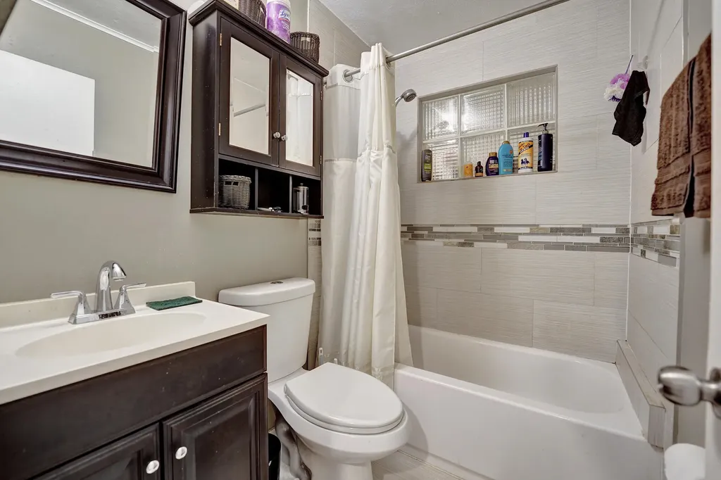 1650 NW 27th Avenue Fort Lauderdale FL 33311