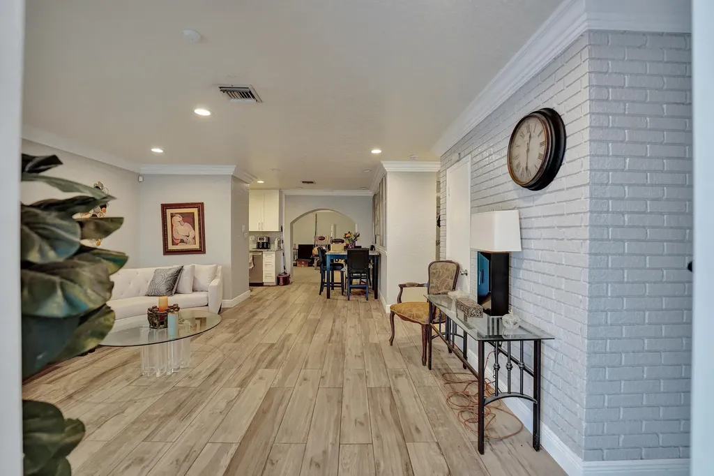 1650 NW 27th Avenue Fort Lauderdale FL 33311