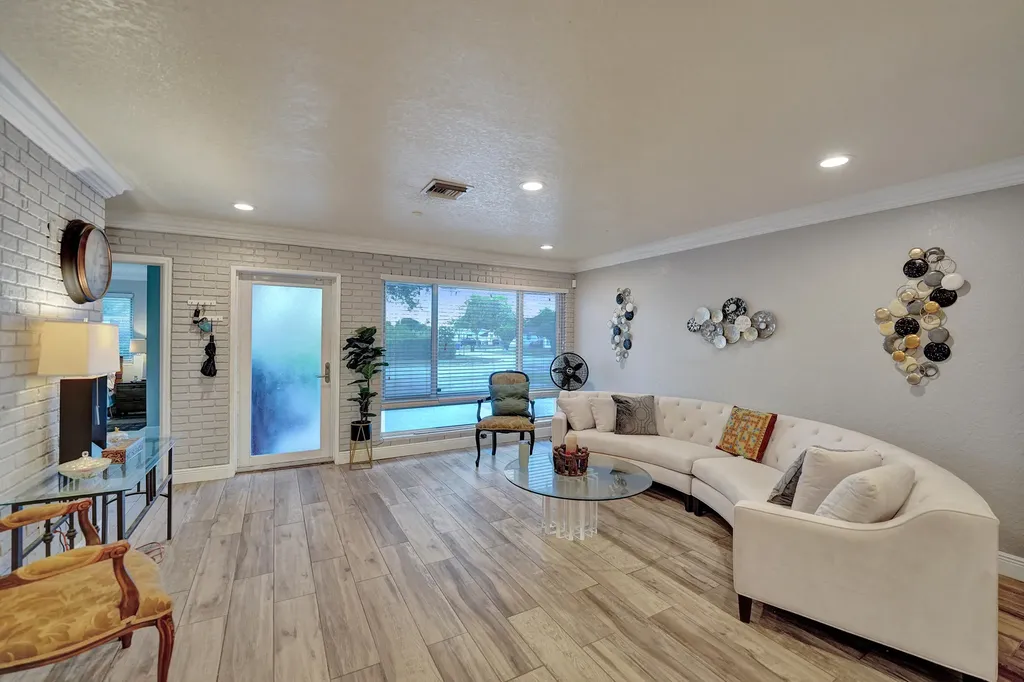 1650 NW 27th Avenue Fort Lauderdale FL 33311