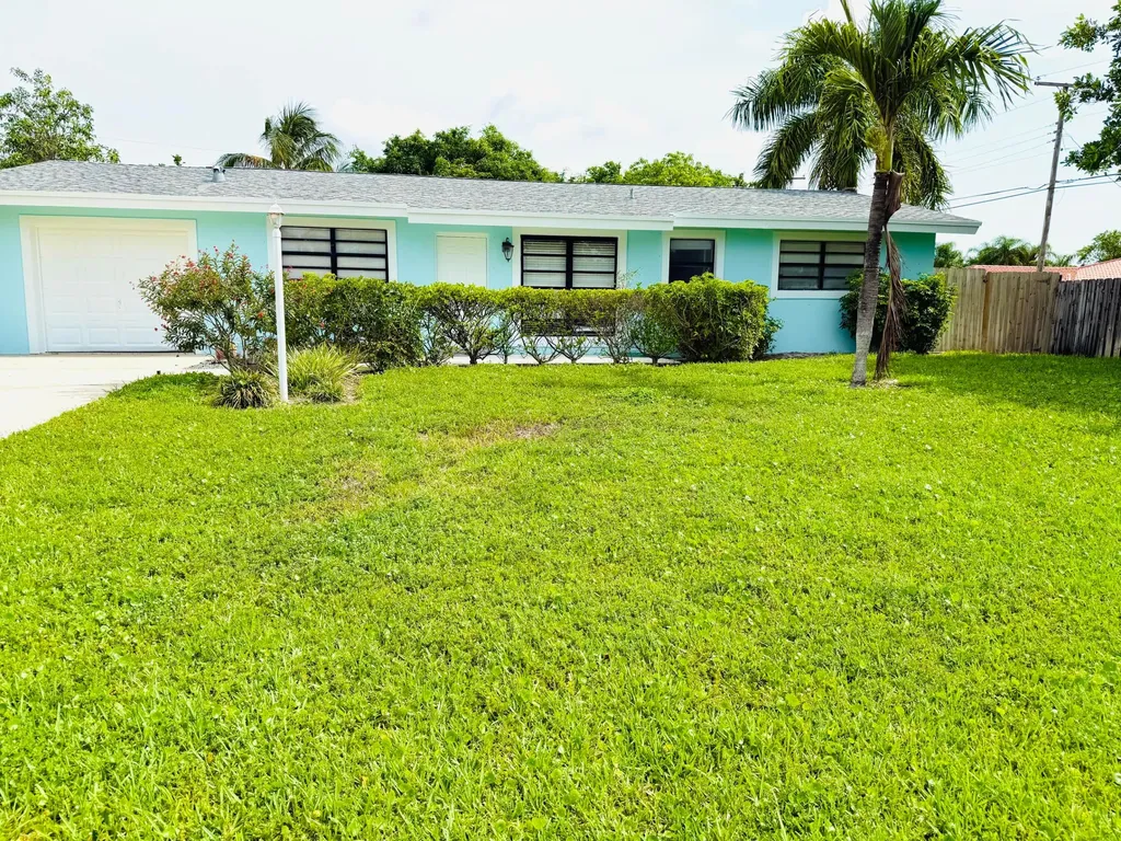 477 NE 35th Street Boca Raton FL 33431