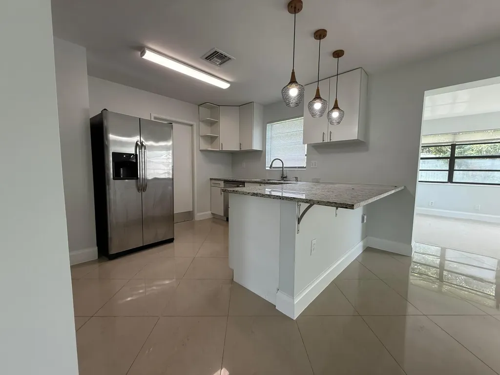 477 NE 35th Street Boca Raton FL 33431