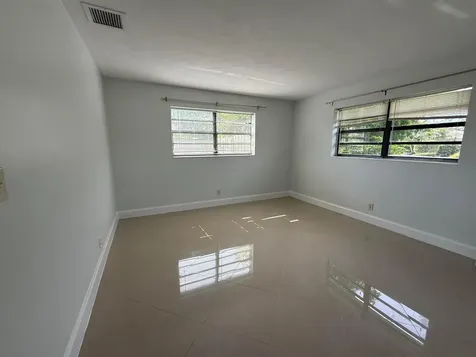 477 NE 35th Street Boca Raton FL 33431
