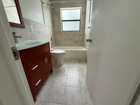 477 NE 35th Street Boca Raton FL 33431
