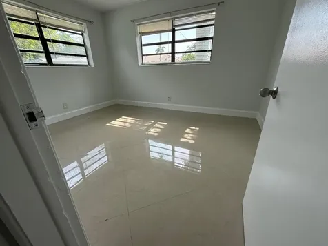 477 NE 35th Street Boca Raton FL 33431