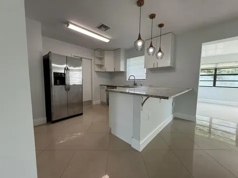 477 NE 35th Street Boca Raton FL 33431