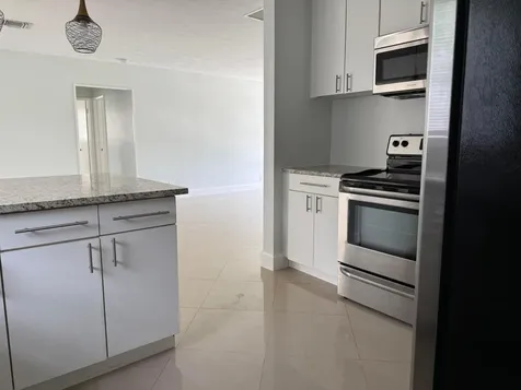 477 NE 35th Street Boca Raton FL 33431