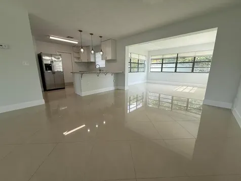 477 NE 35th Street Boca Raton FL 33431