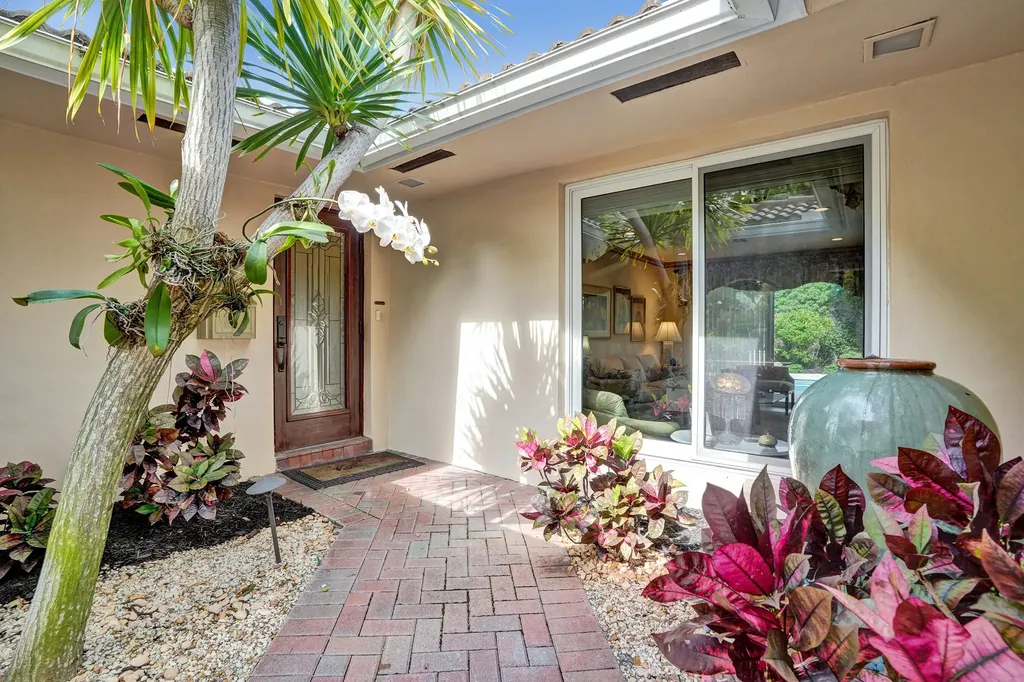 11 Tam O'shanter Lane Fort Lauderdale FL 33308