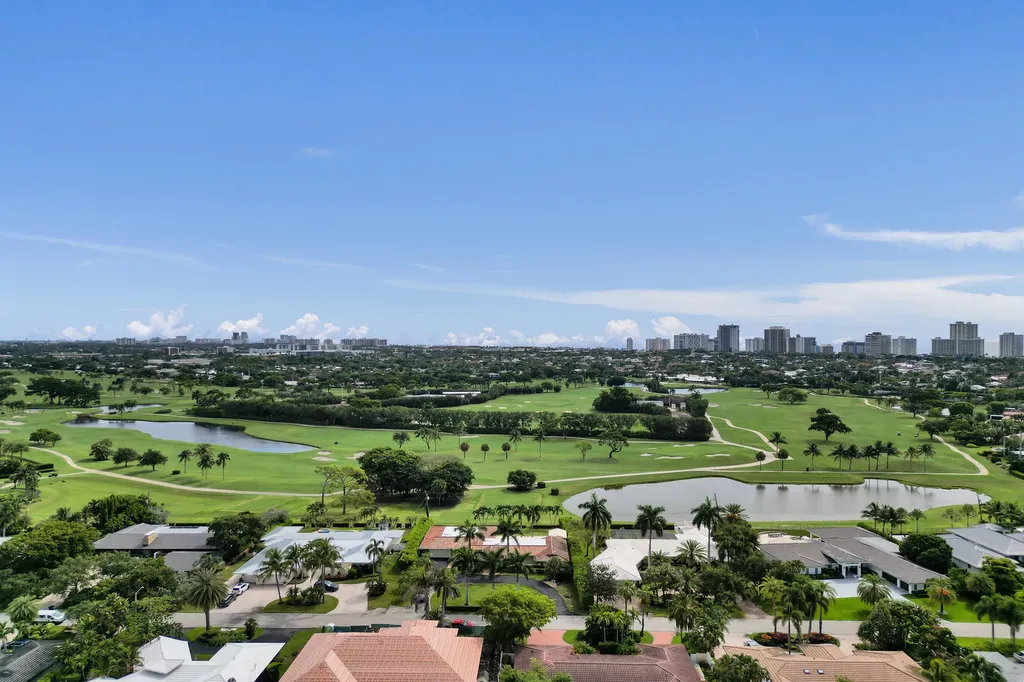 11 Tam O'shanter Lane Fort Lauderdale FL 33308