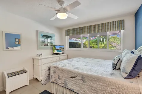 11 Tam O'shanter Lane Fort Lauderdale FL 33308