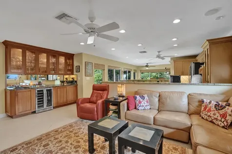 11 Tam O'shanter Lane Fort Lauderdale FL 33308