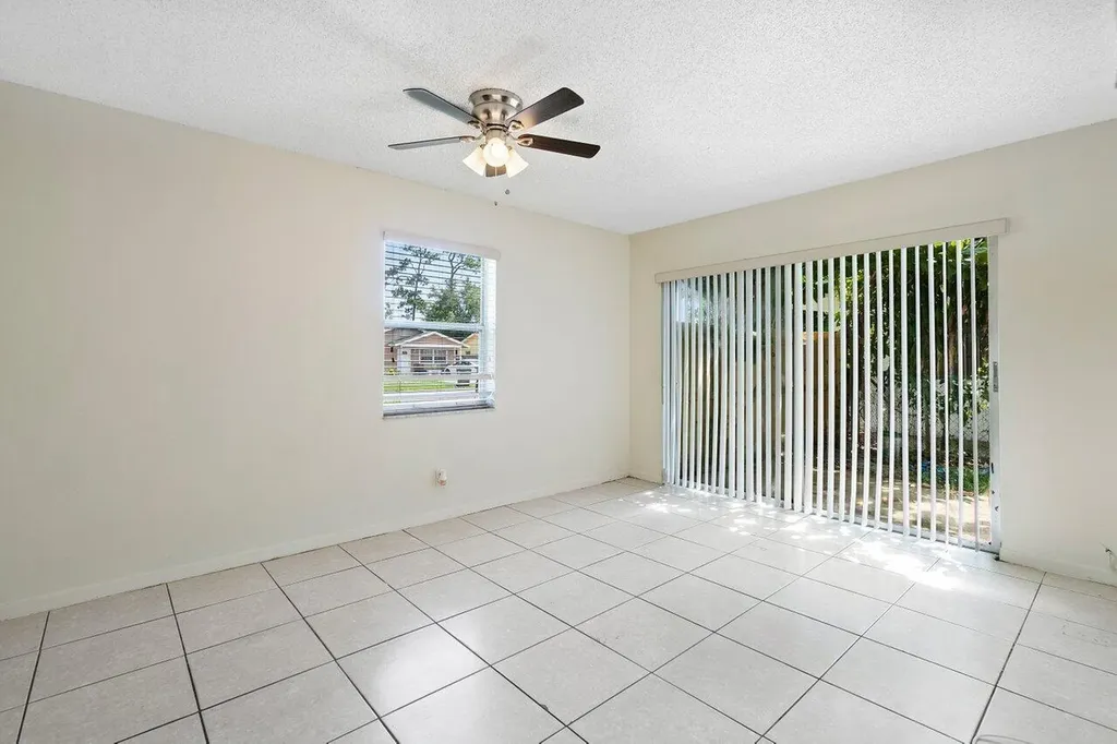 5854 Kumquat Road West Palm Beach FL 33413