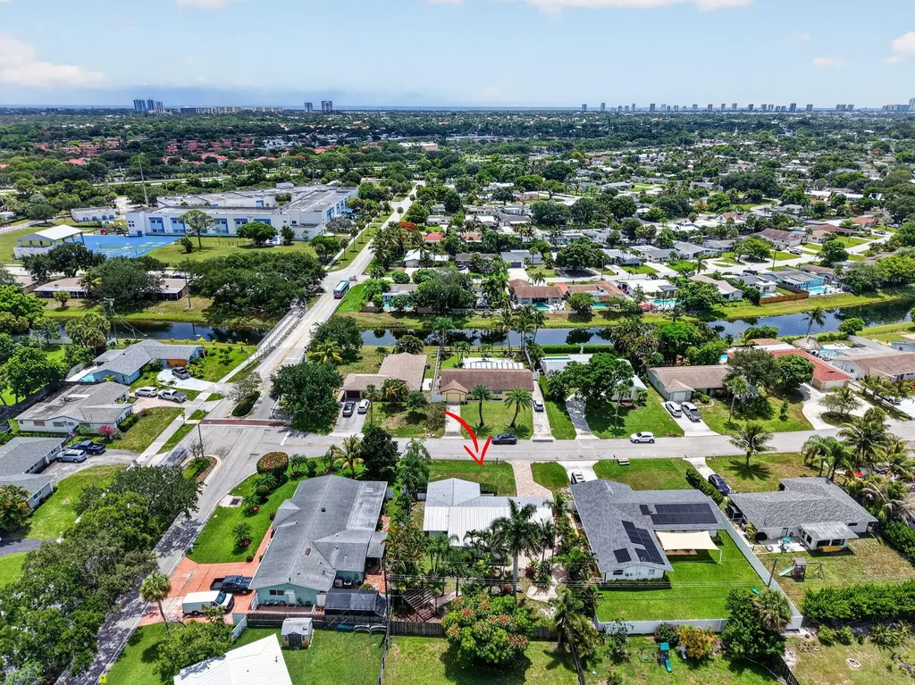 9971 Dogwood Avenue Palm Beach Gardens FL 33410