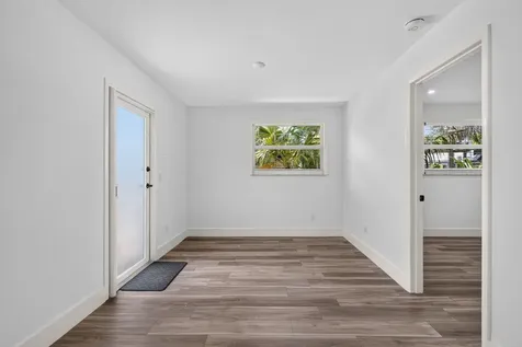 9971 Dogwood Avenue Palm Beach Gardens FL 33410