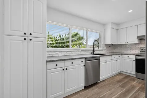 9971 Dogwood Avenue Palm Beach Gardens FL 33410