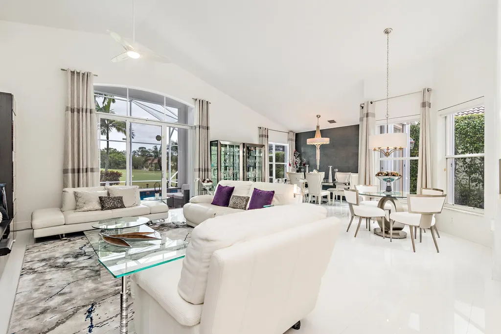 8270 Spyglass Drive West Palm Beach FL 33412