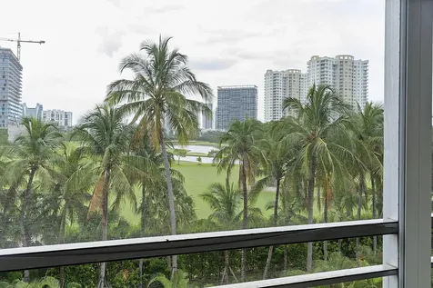 300 NE 14th Avenue Hallandale FL 33009