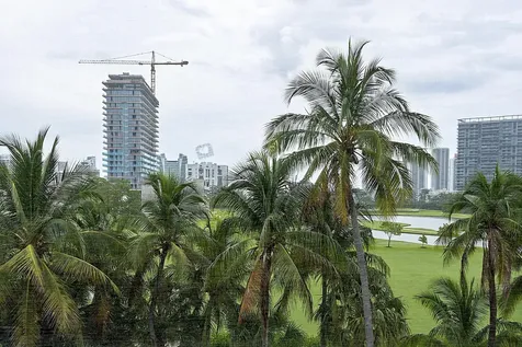 300 NE 14th Avenue Hallandale FL 33009