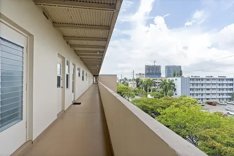 300 NE 14th Avenue Hallandale FL 33009