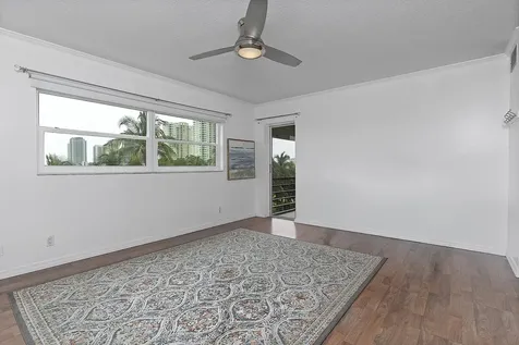 300 NE 14th Avenue Hallandale FL 33009