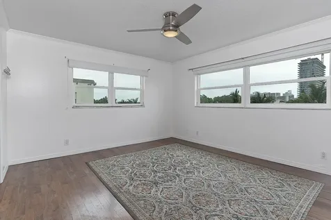 300 NE 14th Avenue Hallandale FL 33009