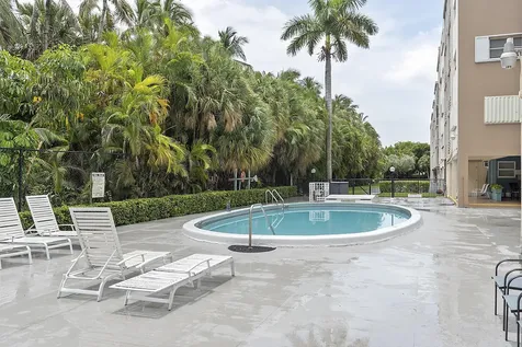 300 NE 14th Avenue Hallandale FL 33009