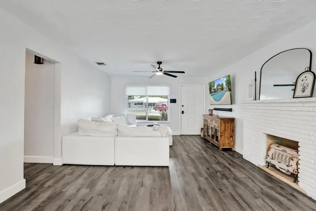 3201 SW 16th Court Fort Lauderdale FL 33312