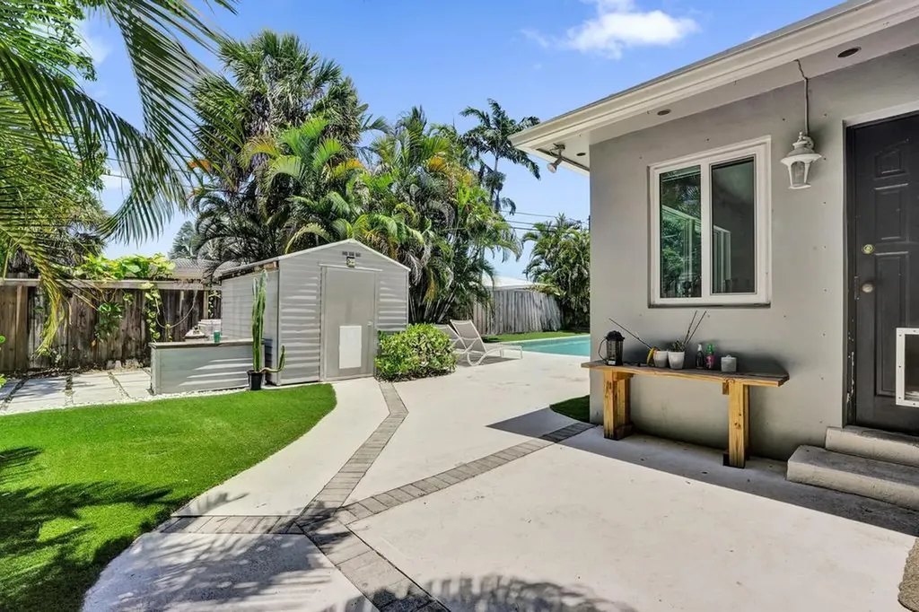 3201 SW 16th Court Fort Lauderdale FL 33312