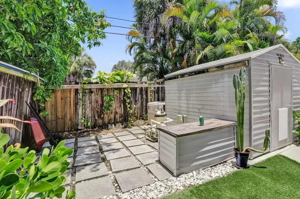 3201 SW 16th Court Fort Lauderdale FL 33312