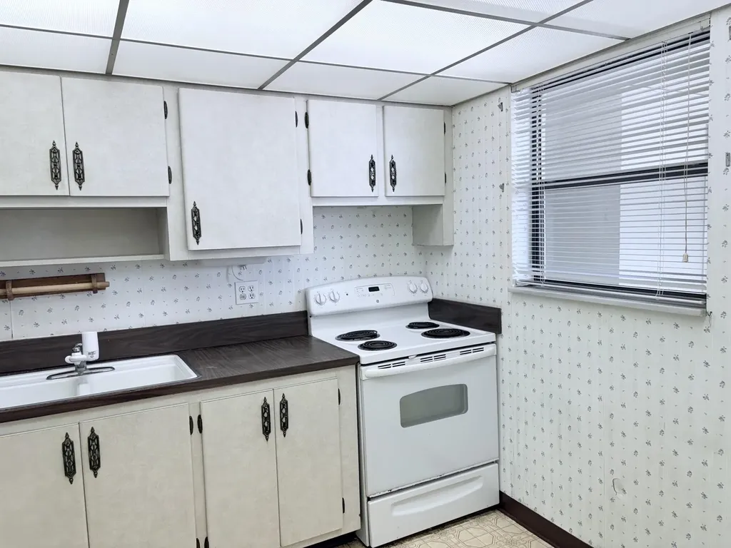 2314 S Cypress Bend Drive Pompano Beach FL 33069