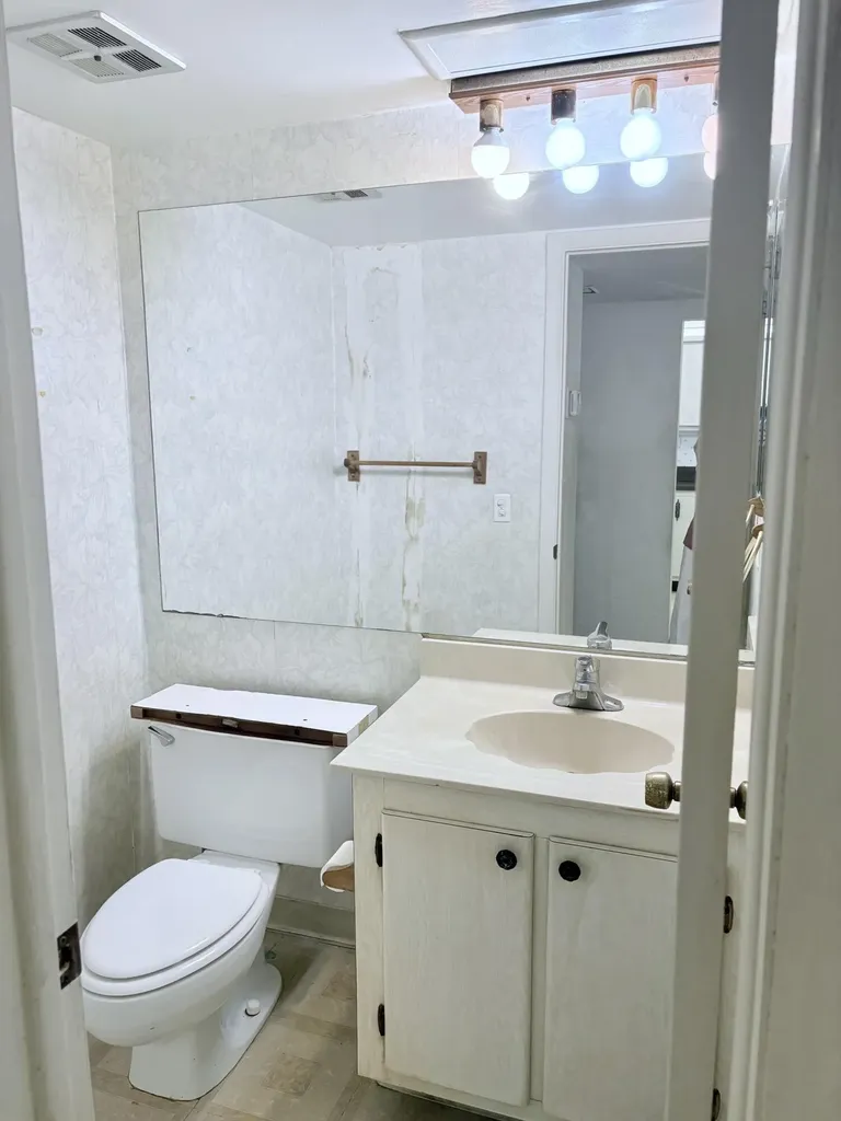 2314 S Cypress Bend Drive Pompano Beach FL 33069