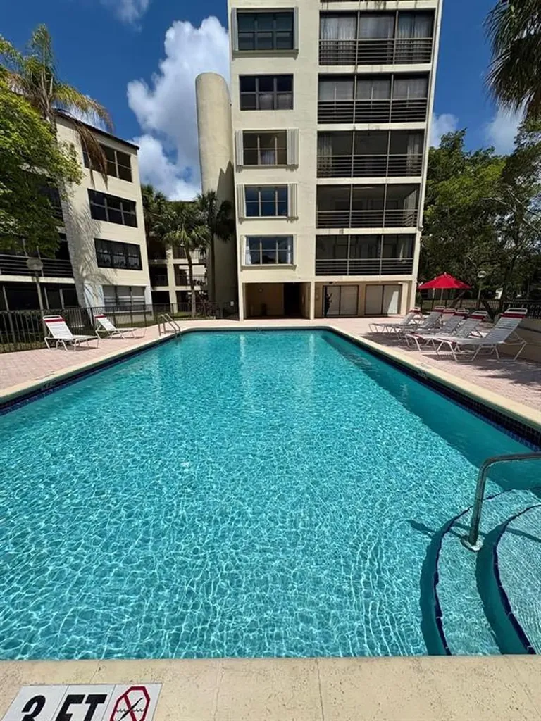 2314 S Cypress Bend Drive Pompano Beach FL 33069
