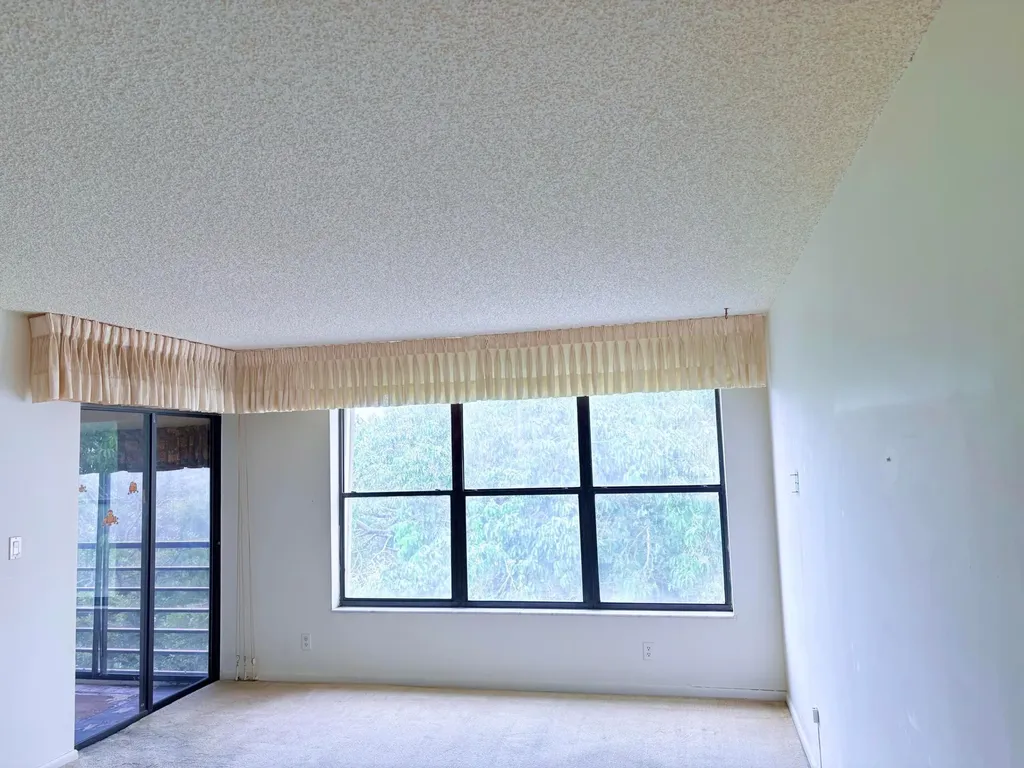 2314 S Cypress Bend Drive Pompano Beach FL 33069