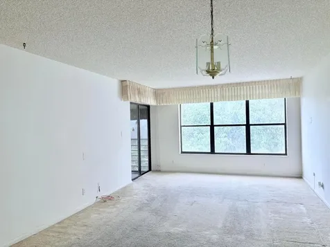 2314 S Cypress Bend Drive Pompano Beach FL 33069