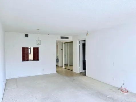 2314 S Cypress Bend Drive Pompano Beach FL 33069