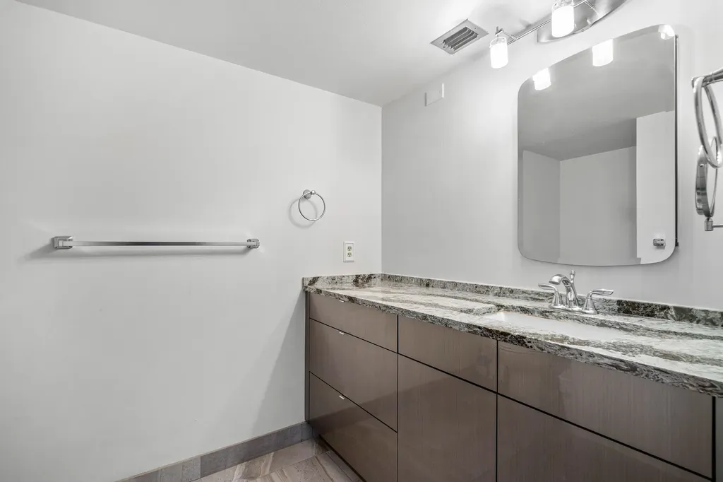 5380 N Ocean Drive N Riviera Beach FL 33404
