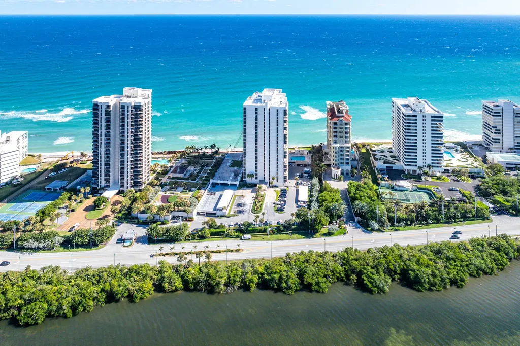 5380 N Ocean Drive N Riviera Beach FL 33404