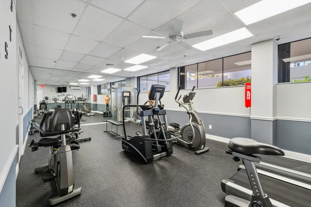 5380 N Ocean Drive N Riviera Beach FL 33404