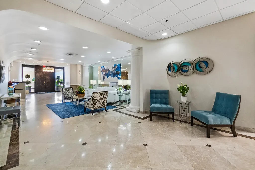 5380 N Ocean Drive N Riviera Beach FL 33404